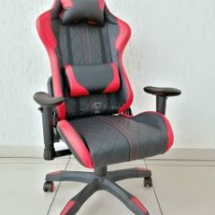 Кресло геймерское Barneo K-52 (черная экокожа красные вставки) в Югорске - yugorsk.mebel24.online | фото