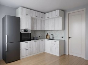 Кухонный гарнитур угловой Пайн 2200*1700 (Стол. 26мм) в Югорске - yugorsk.mebel24.online | фото 1